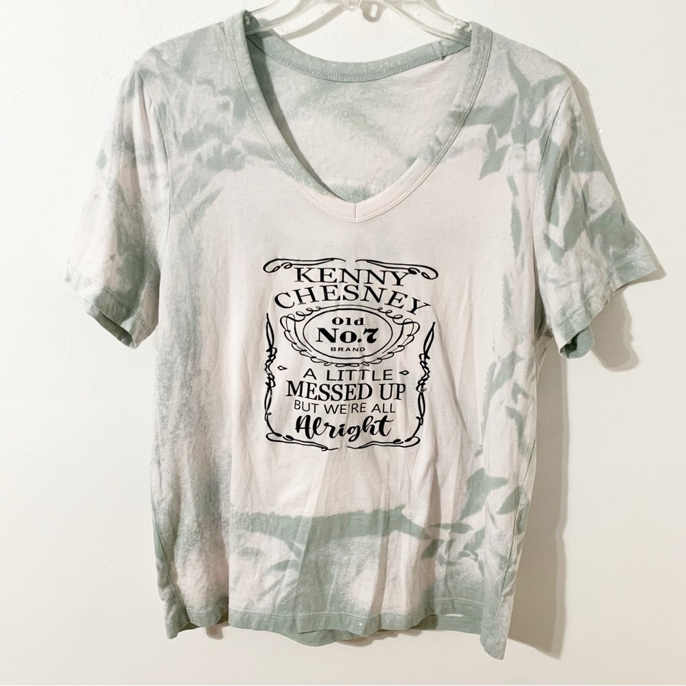 Universal Thread Kenny Chesney Short Sleeve Tie Die Graphic Tee Shirt V-neck